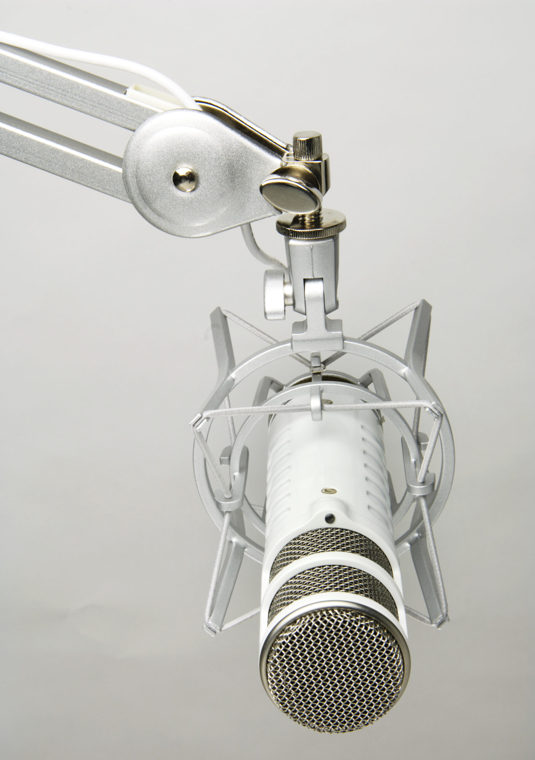 Podcaster USB Broadcast Microphone (Rode) - Image 4