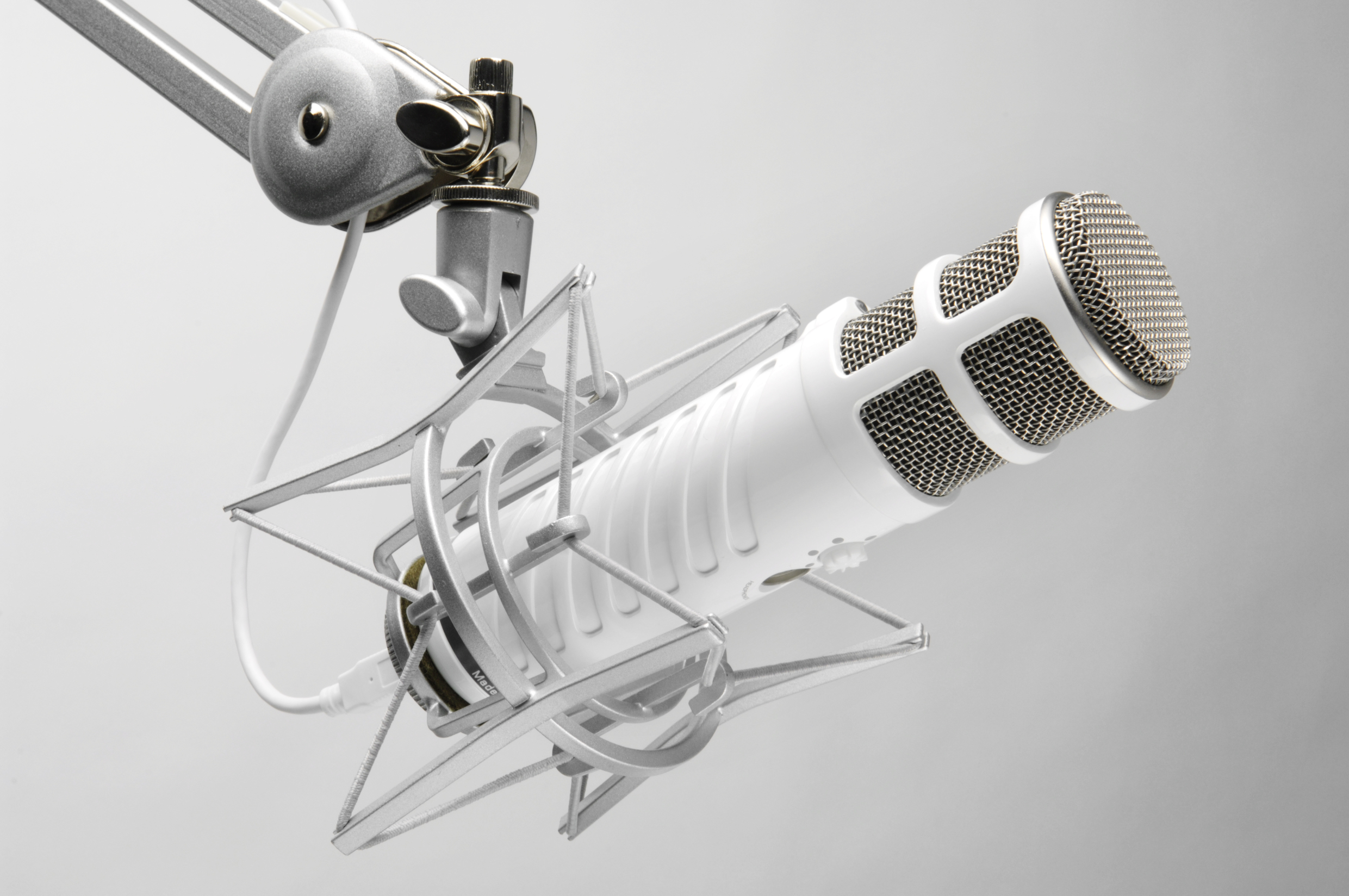 Podcaster USB Broadcast Microphone (Rode) - Image 3