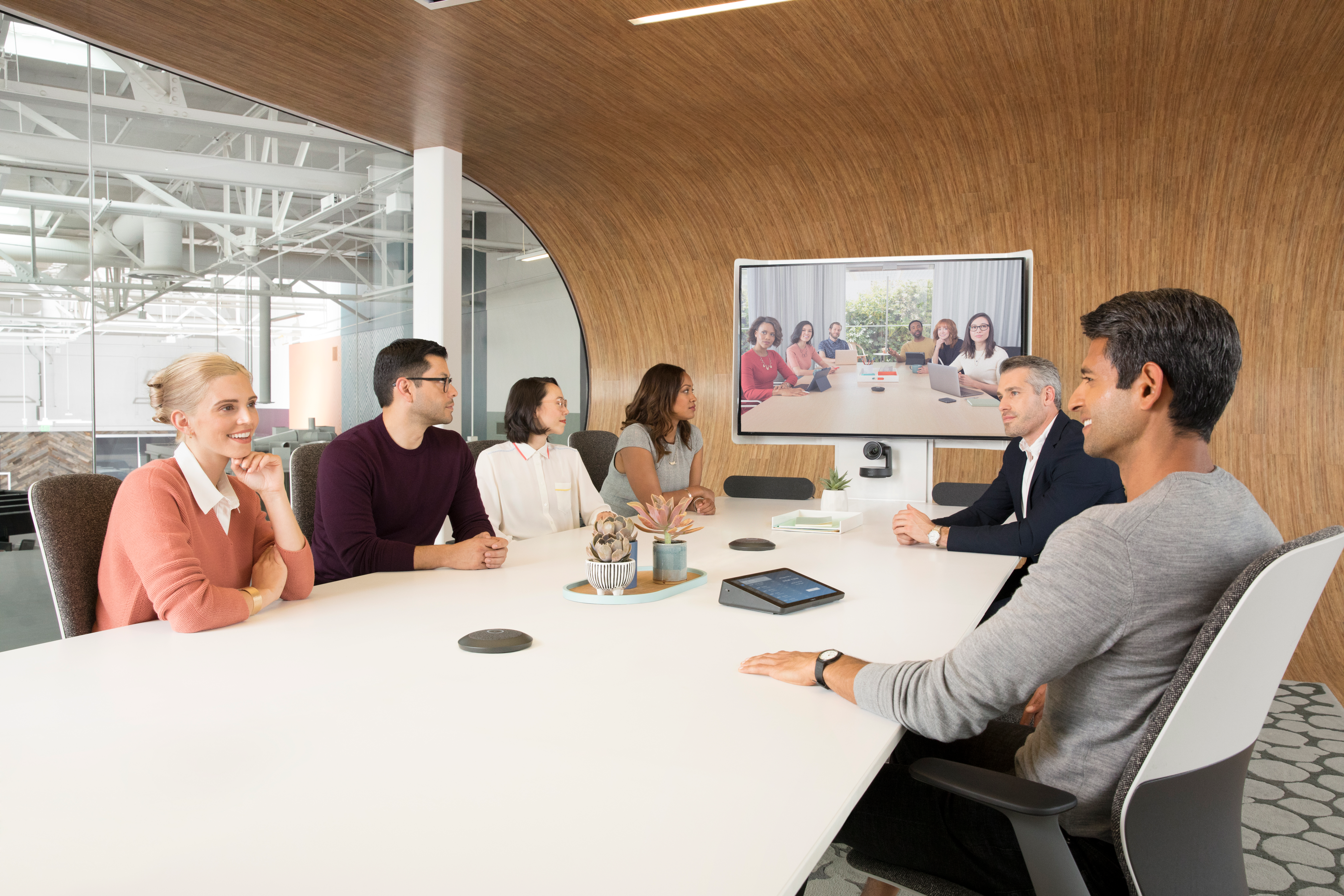 Logitech Rally Plus Video Conferencing System - Image 2